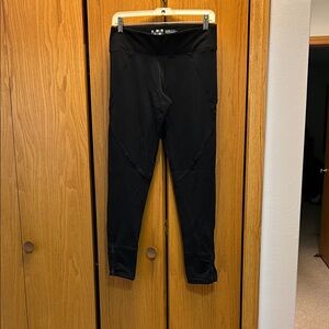 PINK Victoria's Secret Black Leggings with zippered ankles.  Size M.